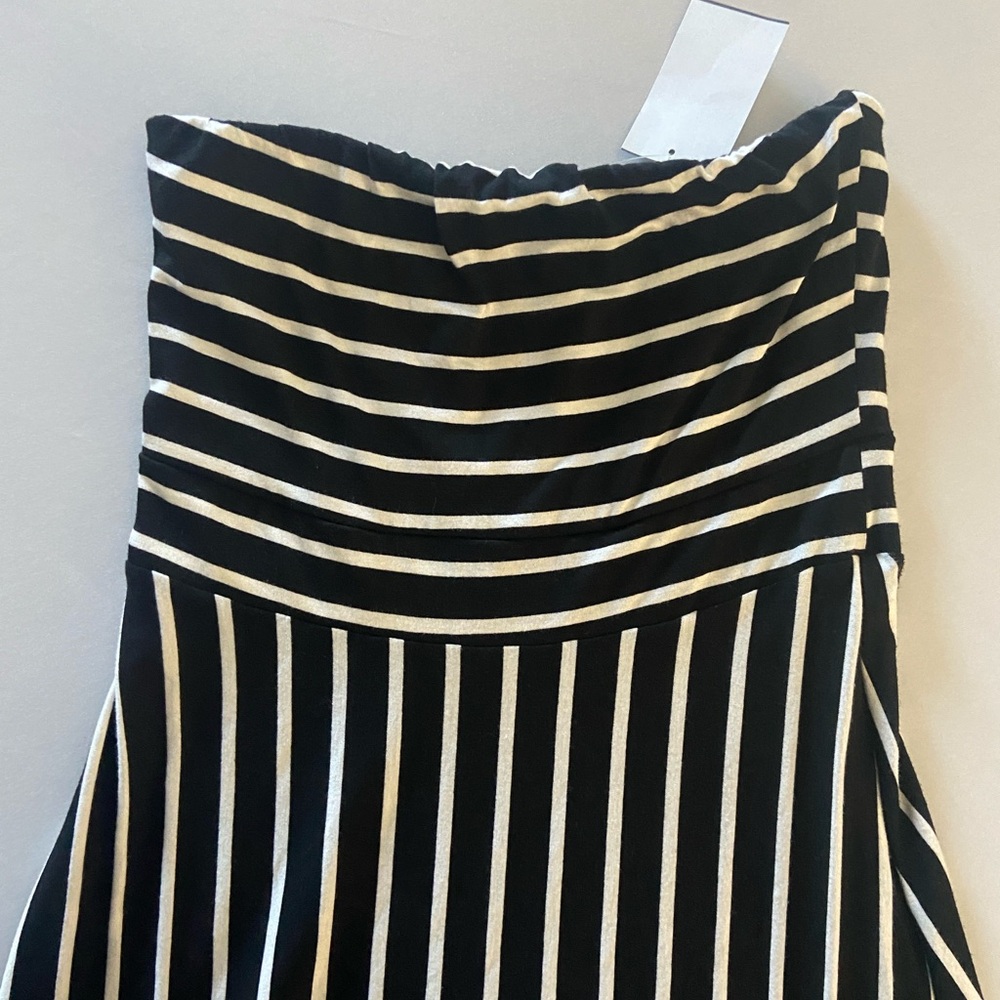 Black and White Striped Strapless Maxi Dress size Small - Picture 9 of 9
